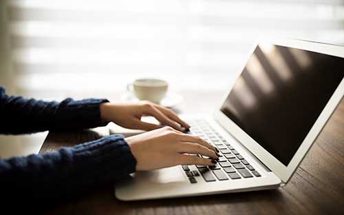 成人高考报名正规流程是什么？费用大概要多少？