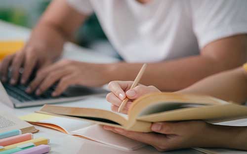 成人高考的报名条件有哪些？含金量高吗？