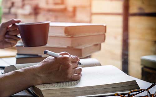 成人高考要怎么报名？学历有哪些用处？