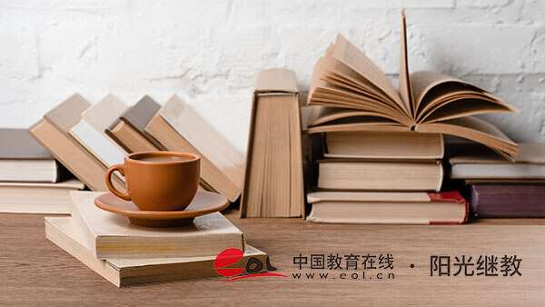 成人高考专升本护理学的考试科目有哪些？医学专业报名有什么条件？