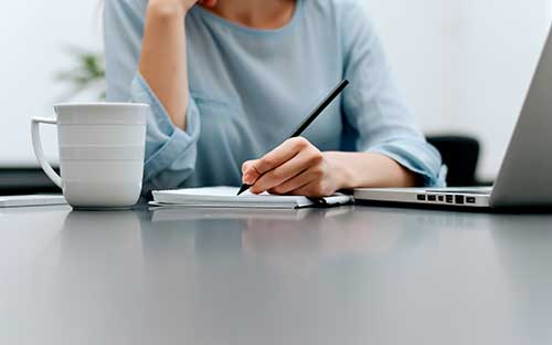 自考报名的照片有哪些要求？一直未审核怎么回事？