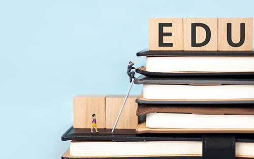 自考报名的入学材料是什么？报名流程是怎样的？
