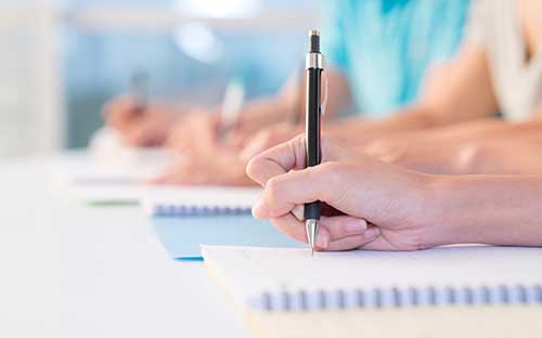 自考本科报名选学校怎么选？报名条件是什么？