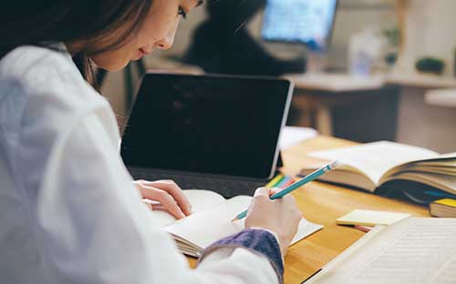 贺州的自考报名流程有哪些？学历的优势是什么？