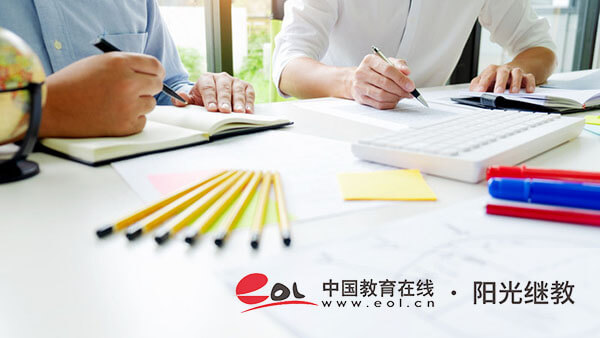 江西省的自考报名流程是什么？都需要考哪些科目？