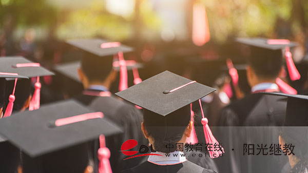 江苏的自考有什么报名要求？如何选择学校？