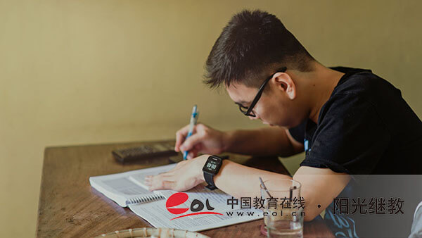 长春市的自考本科报名流程是什么？有哪些报名要求？