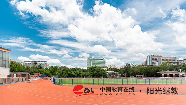 自考英语专业需要报名培训班吗？难度大吗？